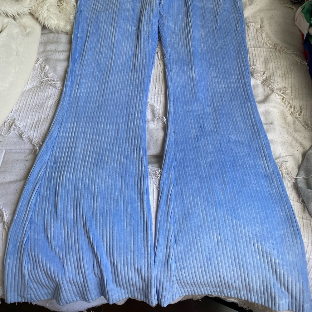 Blue velvet flare leggings. Aerie size large.